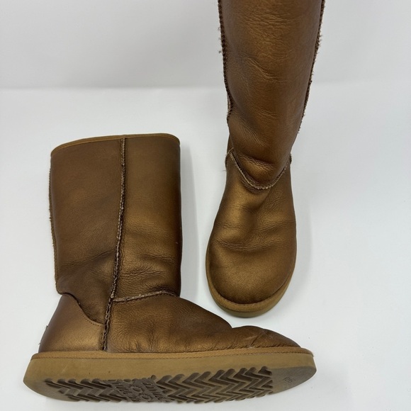 UGG Classic Tall Metallic Copped Brown Sherpa Lined Boots - Picture 3 of 10